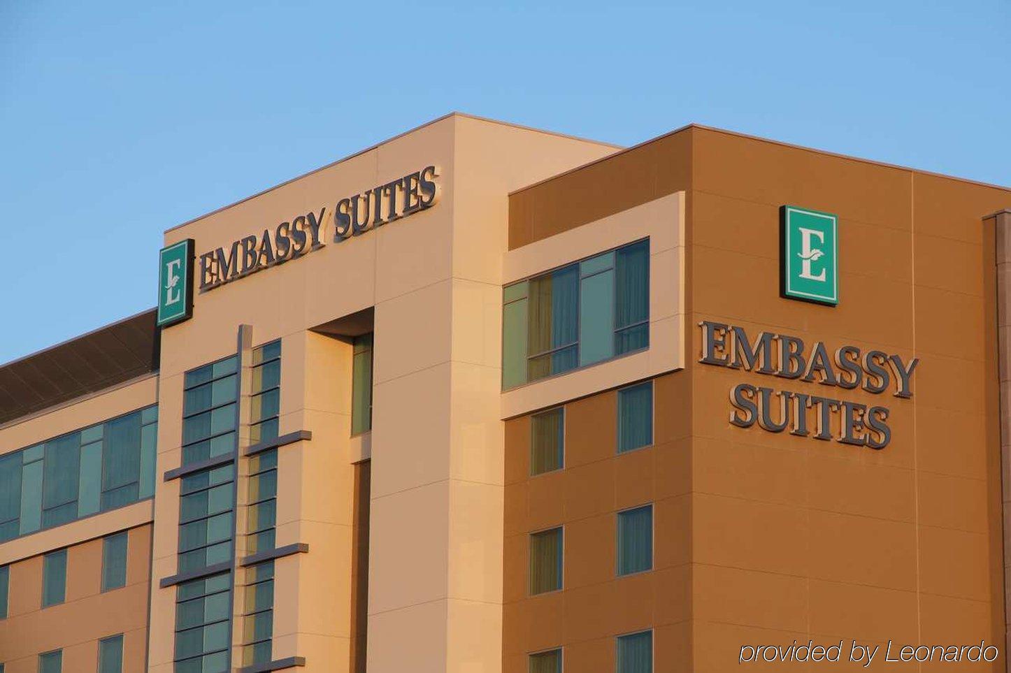 Embassy Suites Ontario - Airport Exterior foto